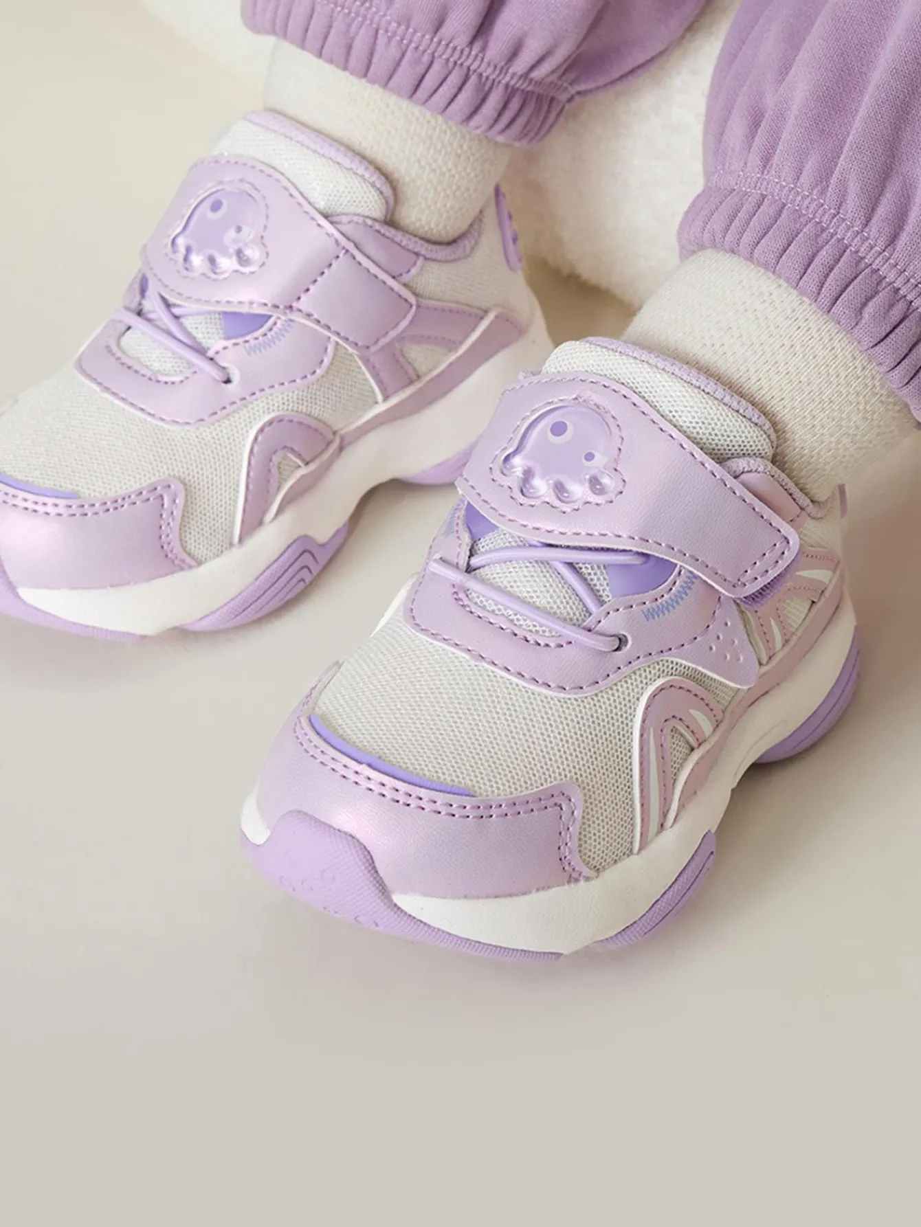 Balabala Baby Girls' Octopus Pattern Magic Tape Closure Anti-Slip Shock-Absorbing Comfortable Casual Sneakers Purple Pink Purple Store