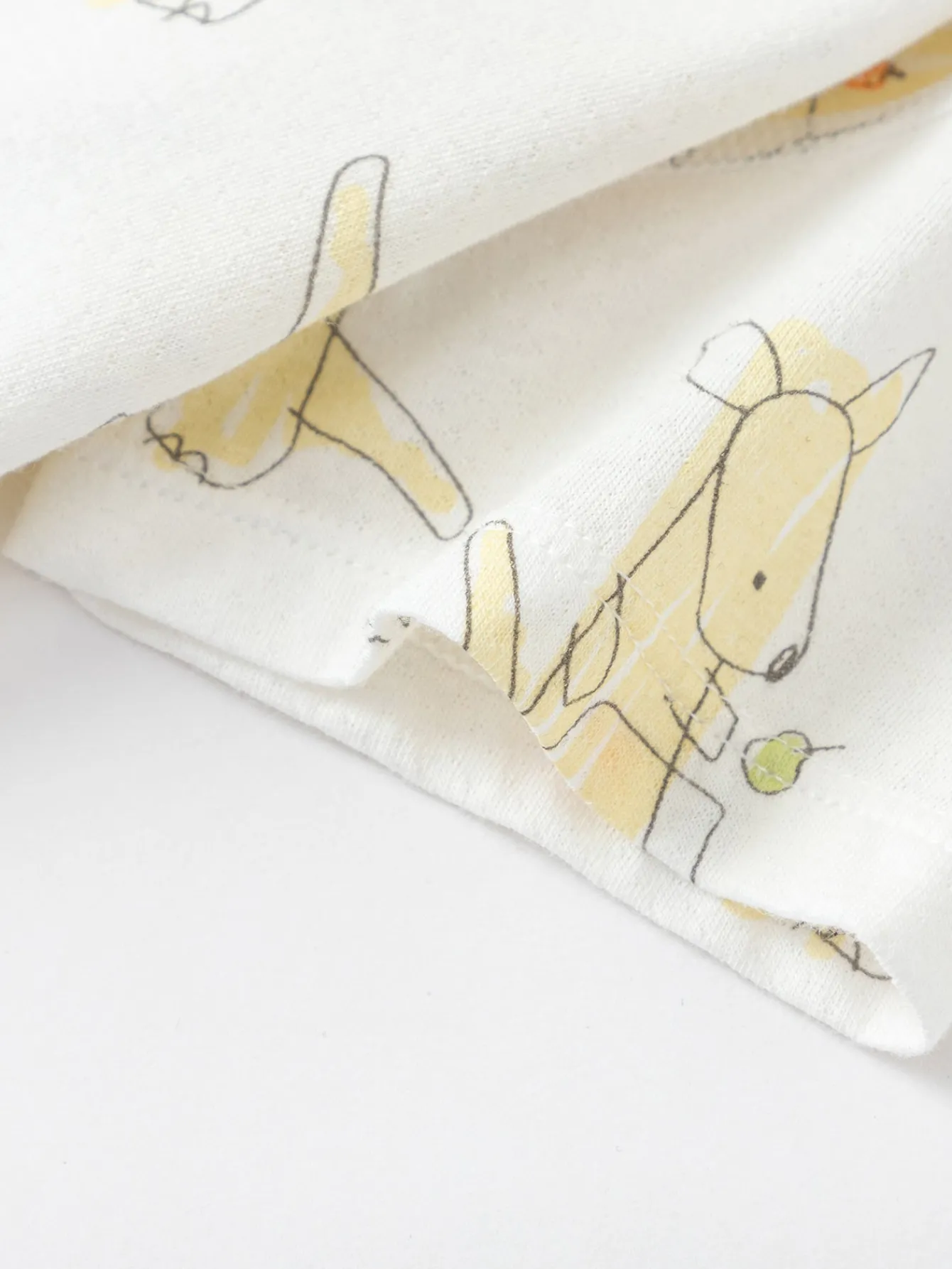 Balabala Baby Unisex Basic Style Baby Underwear Straight Open Jumpsuit White Yellow Hue Fashion