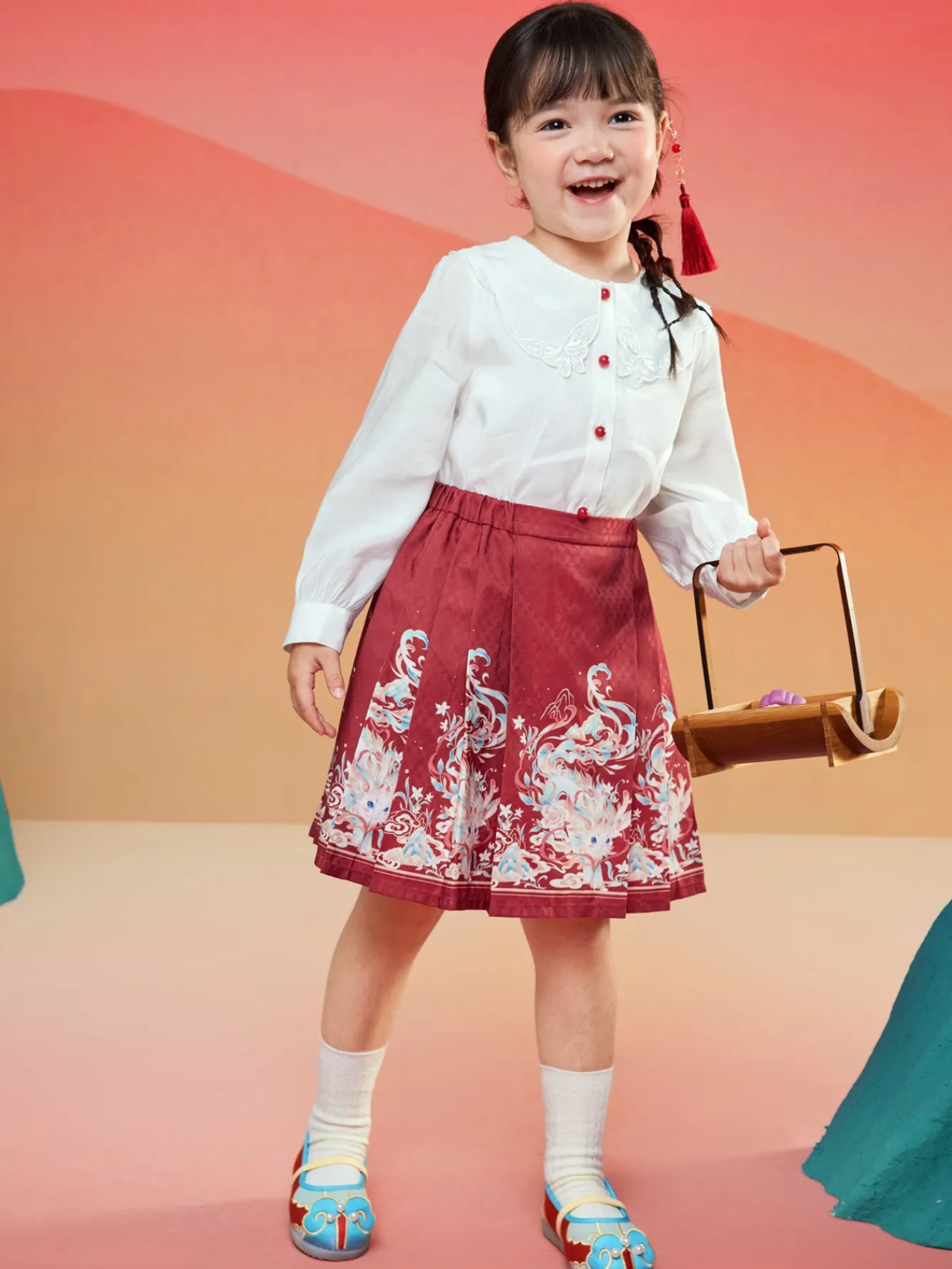 Balabala Children Clothes Girls Hourse-Face Skirt Suit 2025 Winter New Embroidered Shirt Skirt New Year's Outfit Cheap