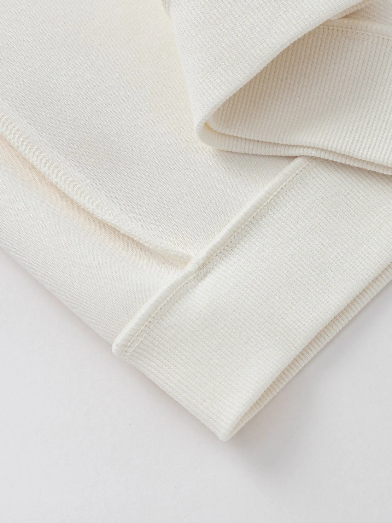 Balabala children's clothing boys' sweatshirt cartoon long-sleeved top 2025 spring and autumn new outfit Off-white Hot