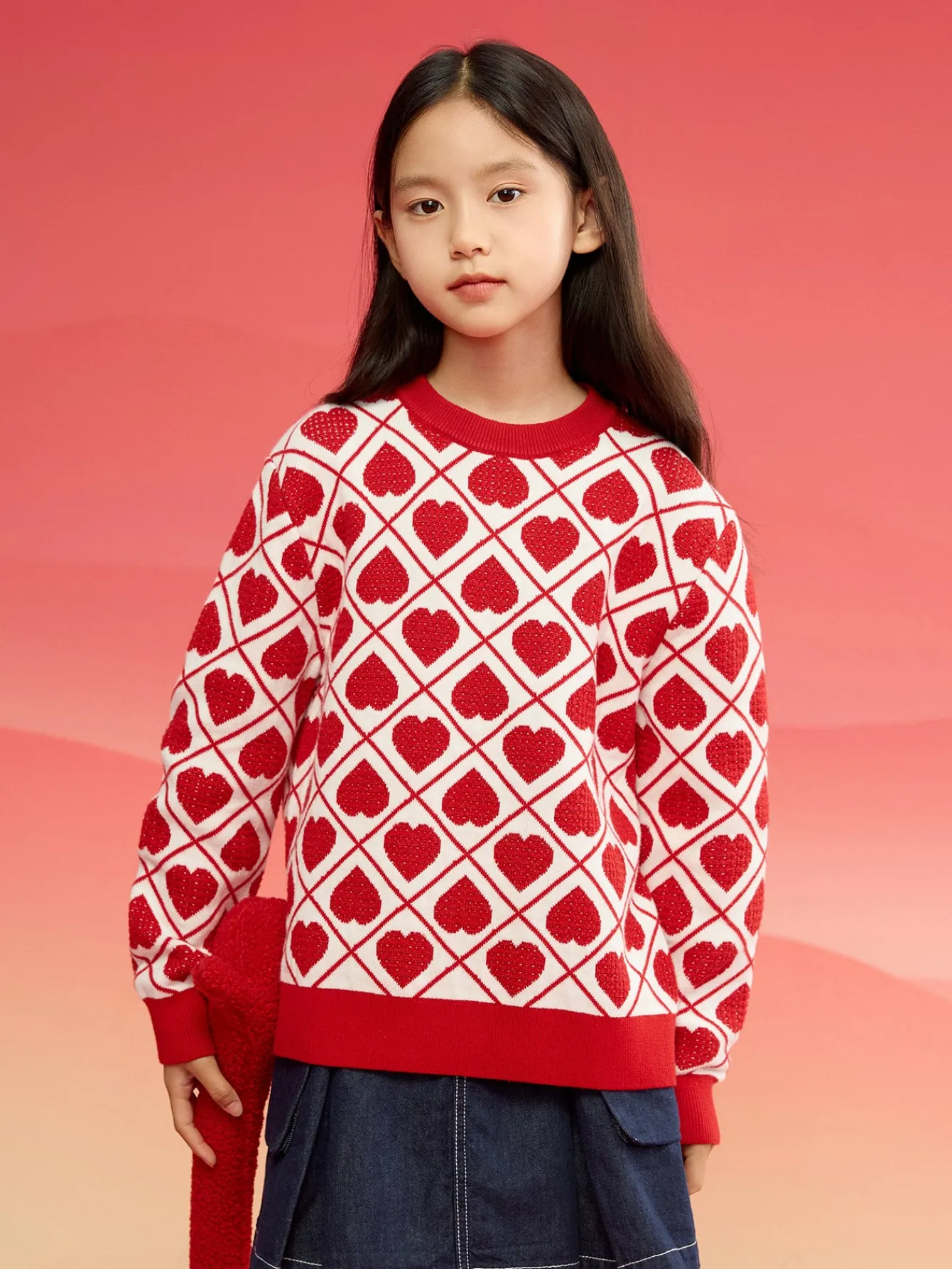 Balabala Girls' Knitwear, Children's Knitwear, 2024 Winter New Heart Design Middle and Large Children's Knitted Top Fashionable Red White Sale