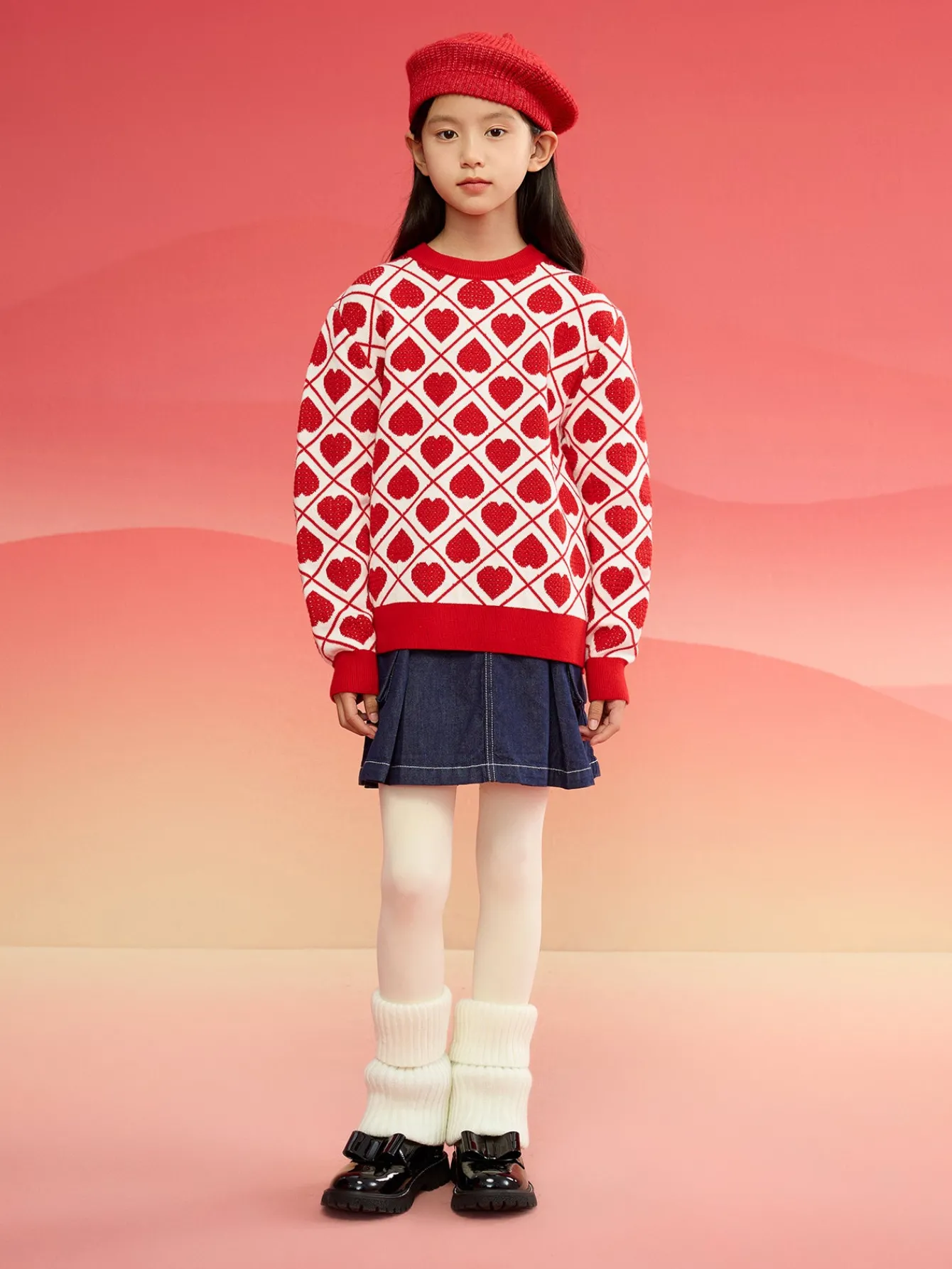 Balabala Girls' Knitwear, Children's Knitwear, 2024 Winter New Heart Design Middle and Large Children's Knitted Top Fashionable Red White Sale