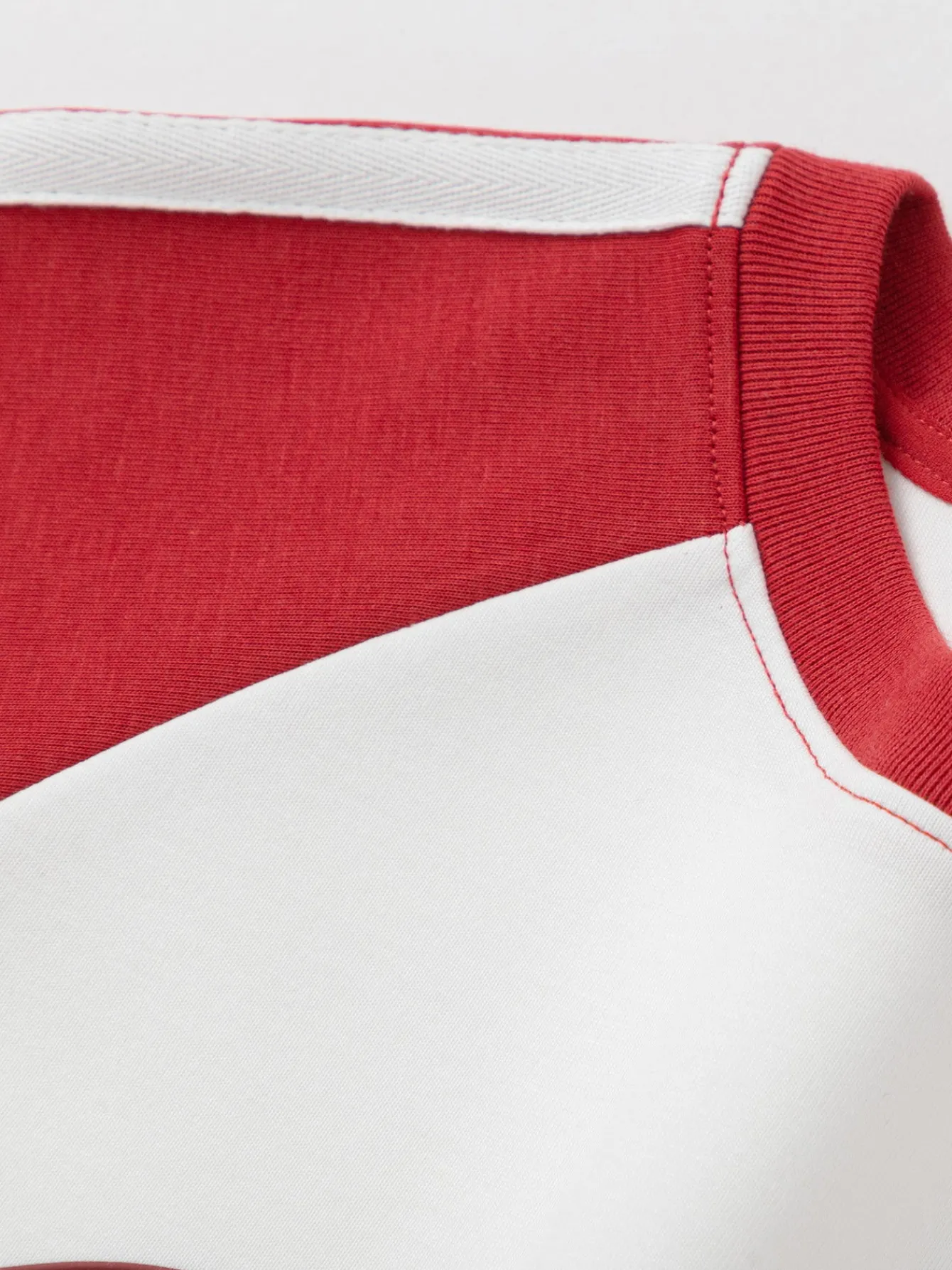 Balabala Boys' Colorblocked Crew Neck Letter College Badge Printed Sweatshirt Raw White Hot