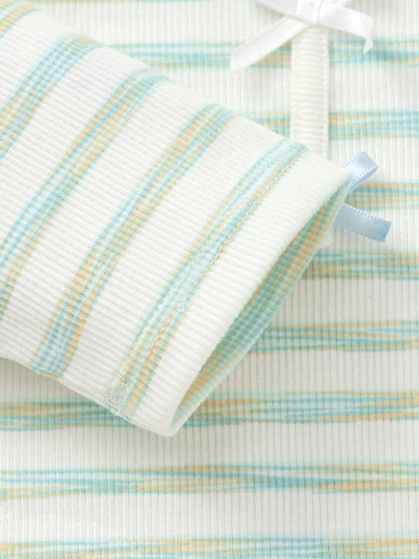 Balabala Long Sleeve T-Shirt 2025 Spring New Arrival for Baby Girl Round V-Neck Long Sleeve T-Shirt Outlet