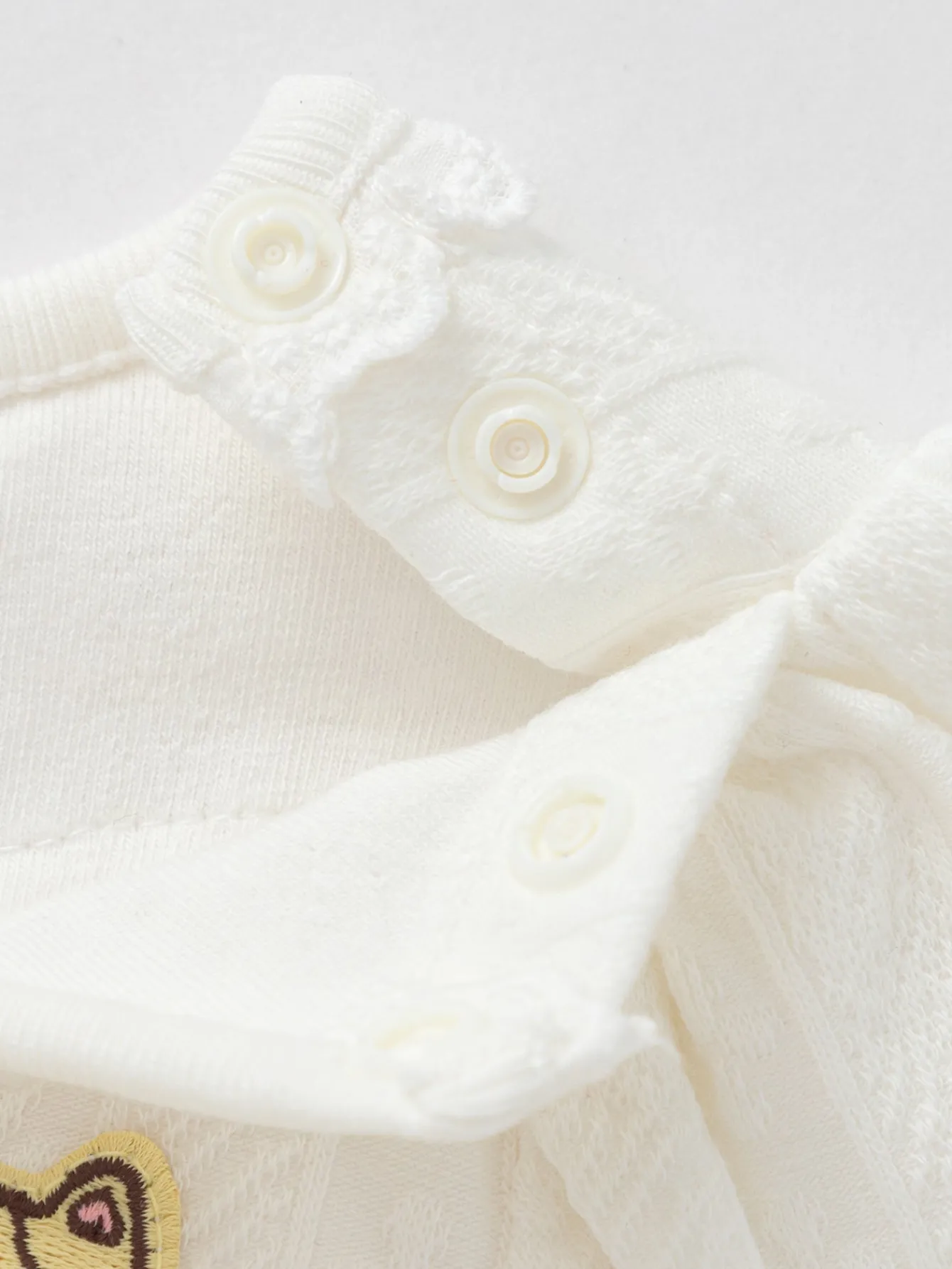 Balabala Long Sleeve T-Shirt 2025 Spring New Arrival for Girls' Babys Round V-Neck Long Sleeve T-Shirt Off-white Cheap