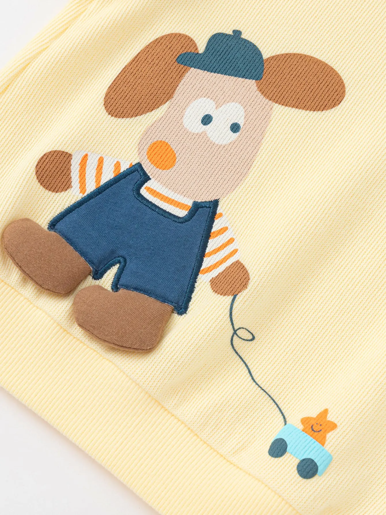 Balabala Long Sleeve T-Shirt 2025 Spring New Boy Baby Round V-neck Long Sleeve T-Shirt Light Yellow Flash Sale